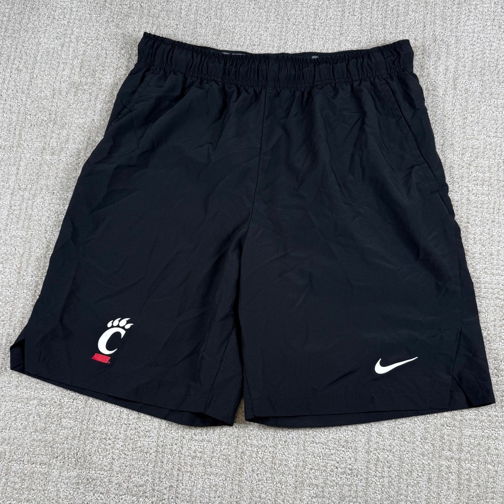 Nike Dri-Fit Mens Medium Black Cincinnati Bearcats 8" Athletic Training Shorts